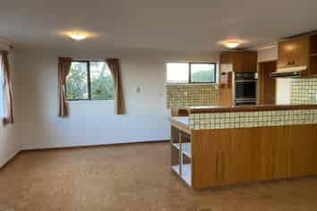 74 Weatherly Road, Torbay