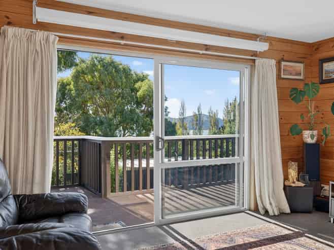 118 Marine Drive, Diamond Harbour