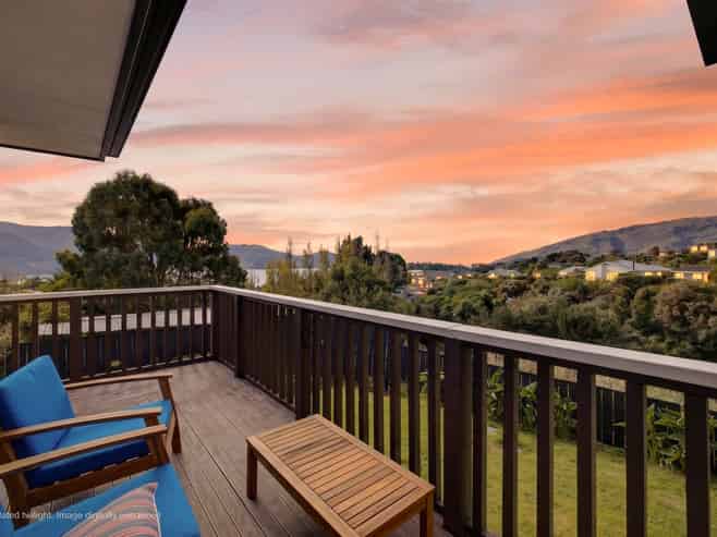 118 Marine Drive, Diamond Harbour