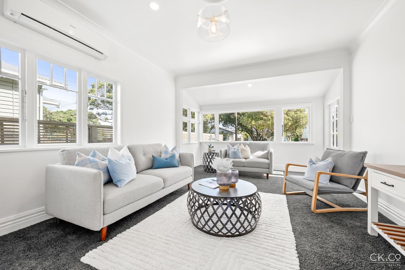 STYLISH, SUNNY AND MOVE-IN READY - Ansicht 4