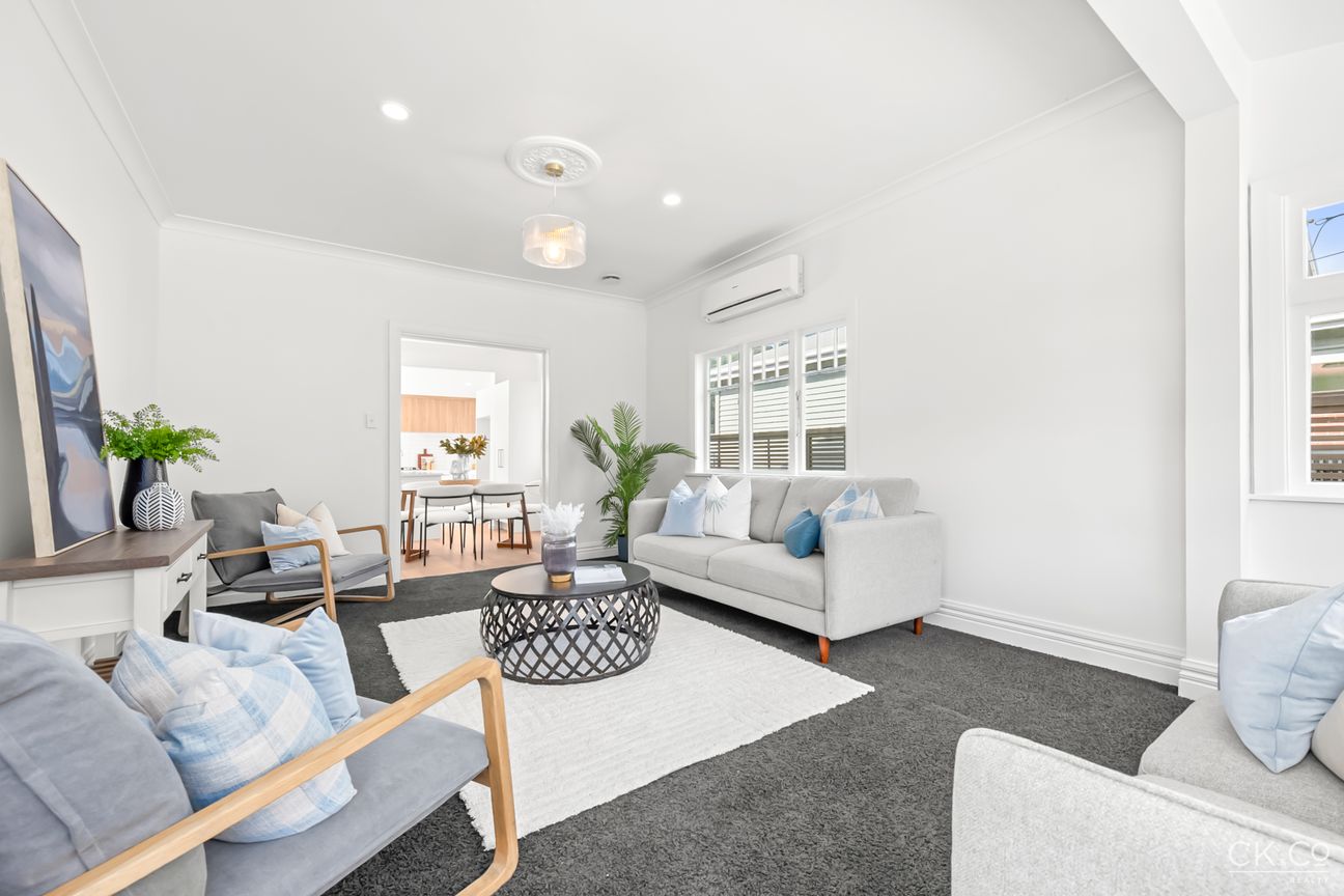 STYLISH, SUNNY AND MOVE-IN READY - Ansicht 5