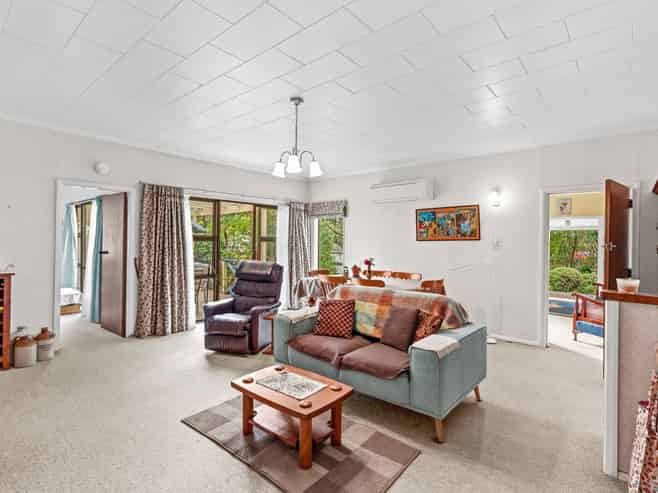 118 Gladstone Road, Levin