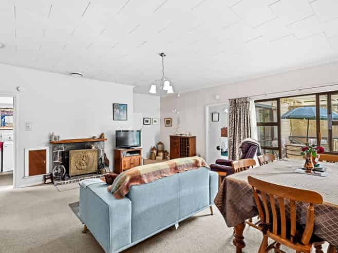 118 Gladstone Road, Levin