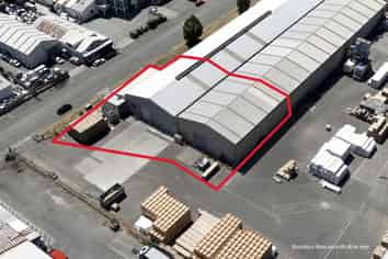 High-Spec warehouse with yard