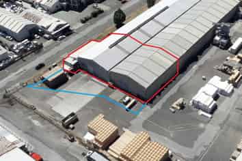 High-Spec warehouse with yard
