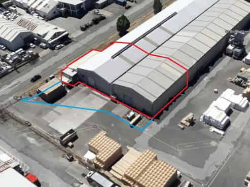 High-Spec warehouse with yard