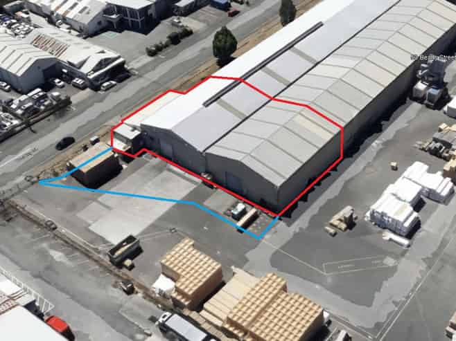 High-Spec warehouse with yard