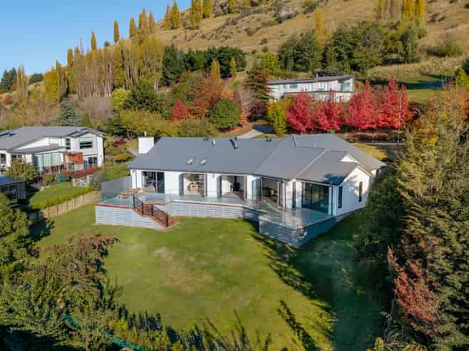 4 Lindmore Lane, Lower Shotover