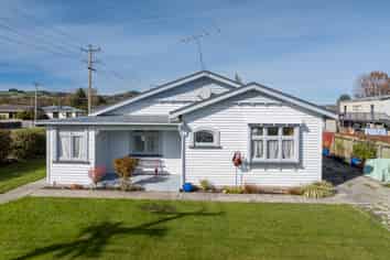 23 Chaucer Street, Milton