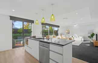 B/20 Holloway, Waikiwi