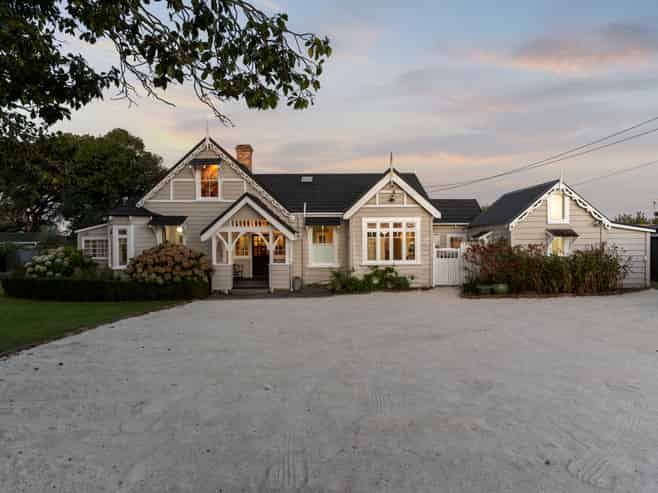 128 Gray Avenue, Papatoetoe
