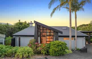 95 Queens Drive, Oneroa