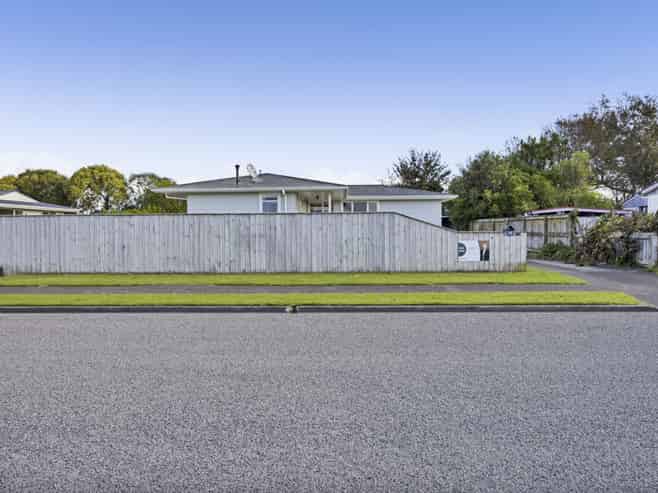 25 Kamahi Avenue, Hawera