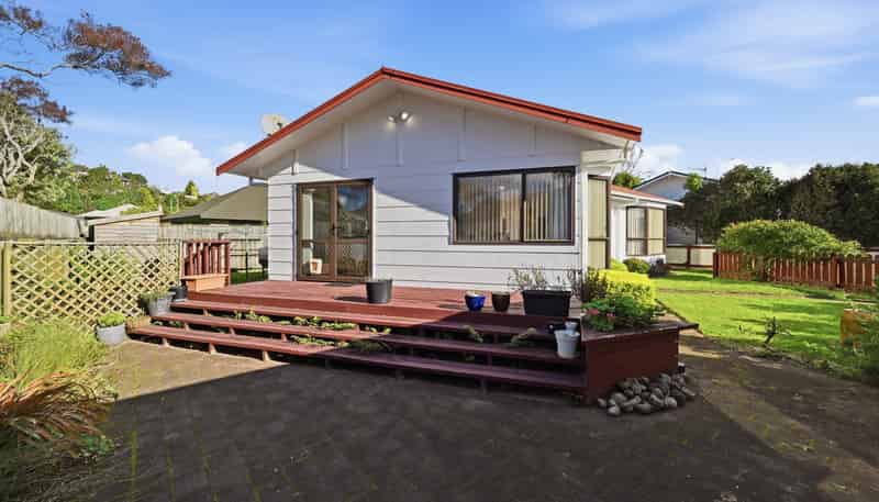 32B Aquarius Drive, Kawaha Point