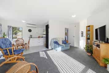 32B Aquarius Drive, Kawaha Point