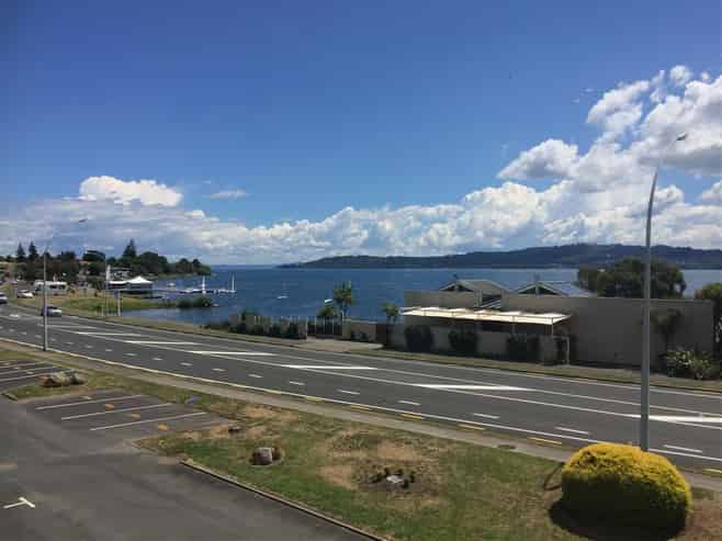 14/300 Lake Terrace, Taupo