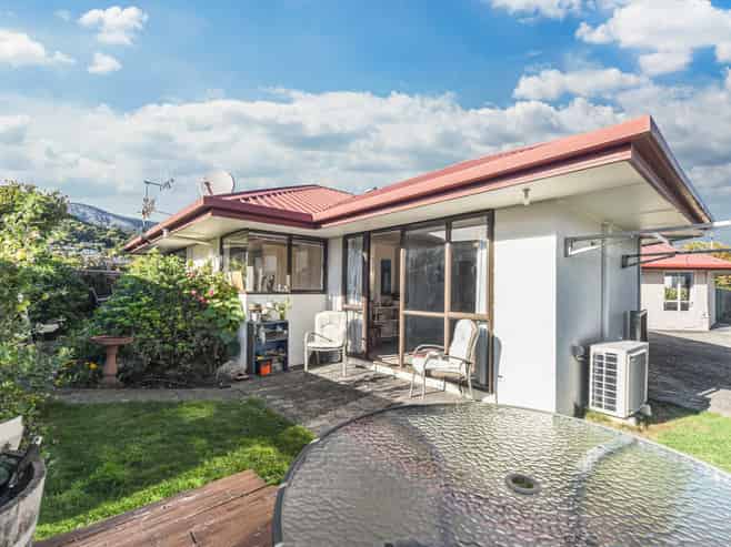 9b Marsden Road, Stoke