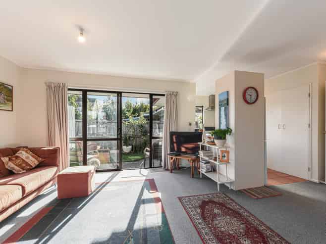 9b Marsden Road, Stoke