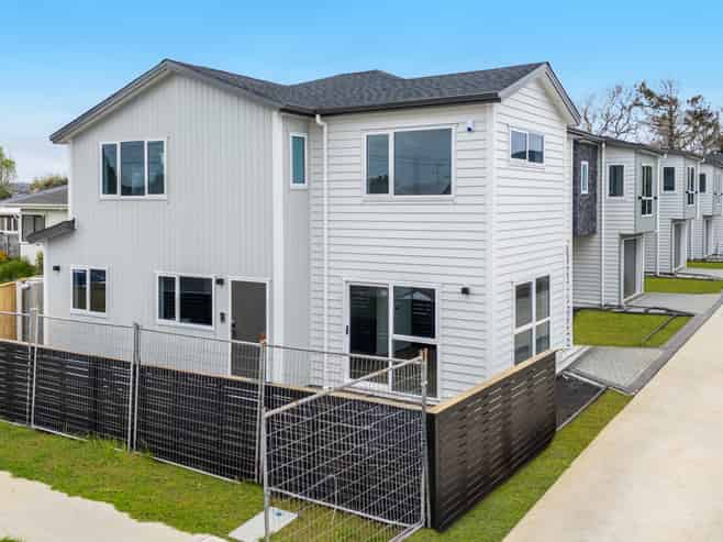 121D Tui Road, Papatoetoe