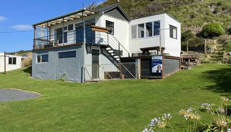 268 Jacks Bay Road, Hinahina