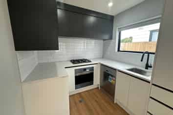 43B Mirrabooka Avenue, Botany Downs