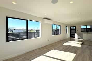 4/75 Te Taruna Drive, Milldale