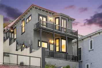 2A MacDonald Crescent, Te Aro