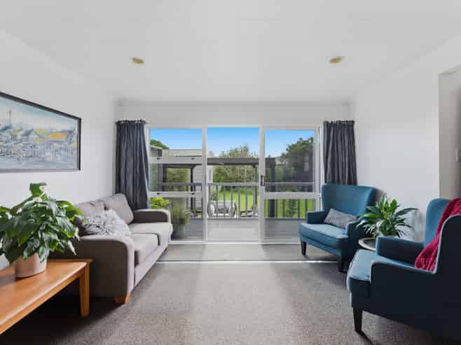 327 Carrington Street, Vogeltown