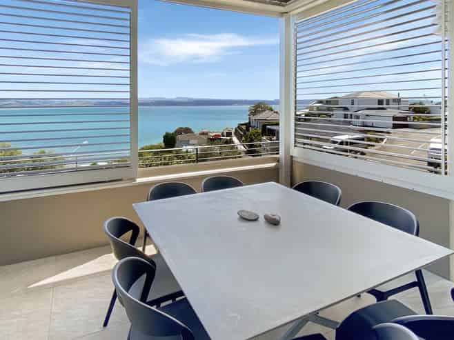 2/23 Seapoint Road, Bluff Hill