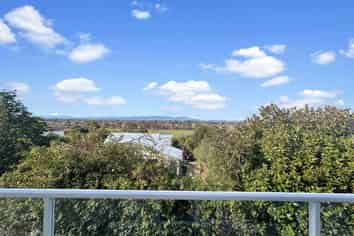 Manawatu / Whanganui - Address withheld