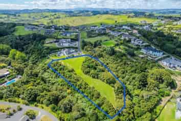 884 Redoubt Road, Flat Bush