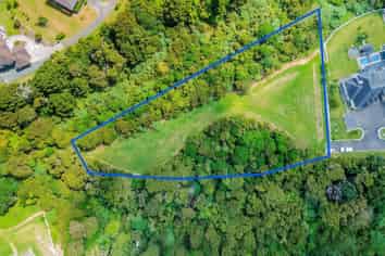 884 Redoubt Road, Flat Bush