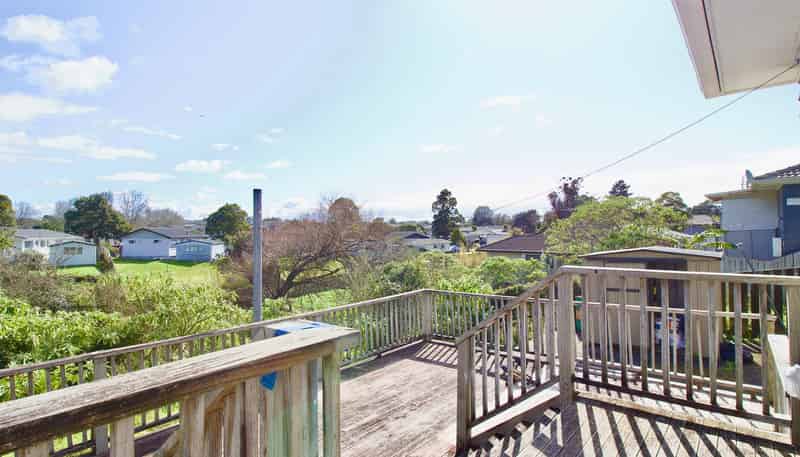 6 Daphne Road, Papatoetoe