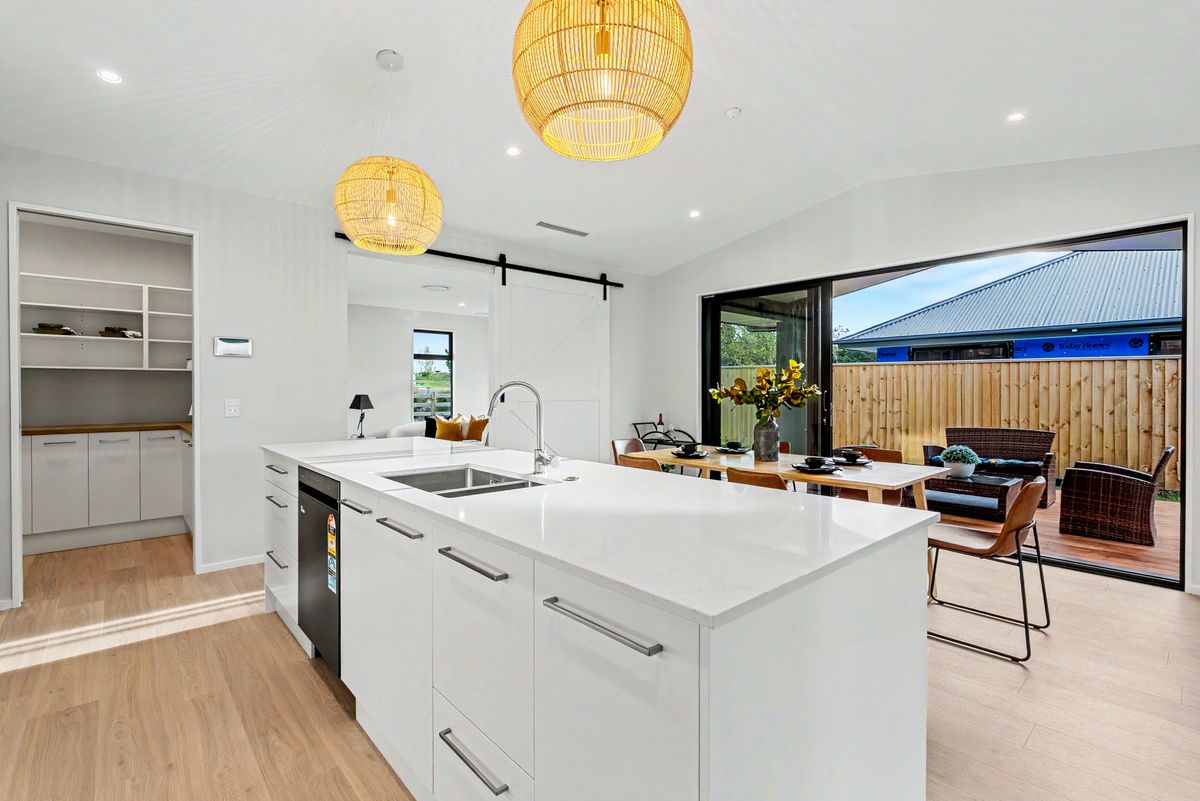 Brand New Luxury Living $1.145M -$1.235M - Widok 6