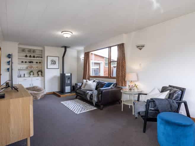 120 Hargest Crescent, Saint Clair