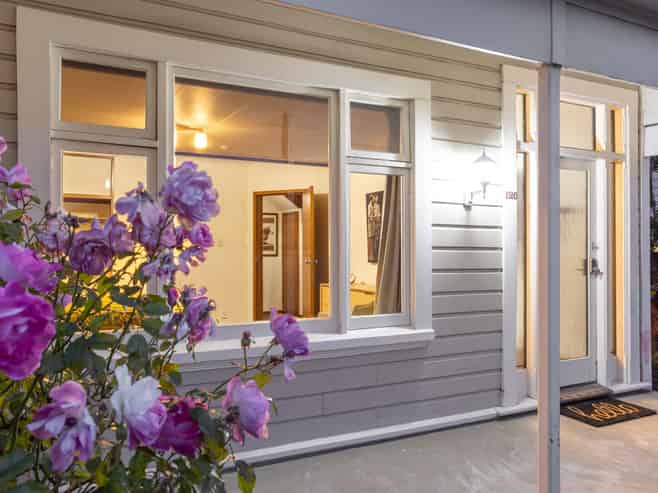 120 Hargest Crescent, Saint Clair