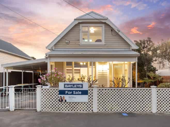 120 Hargest Crescent, Saint Clair