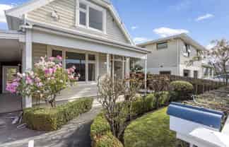 120 Hargest Crescent, Saint Clair