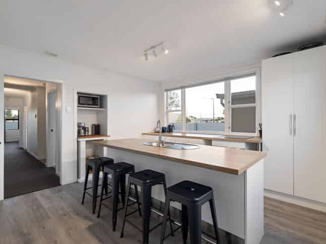 256 Tremaine Avenue, HIGHBURY