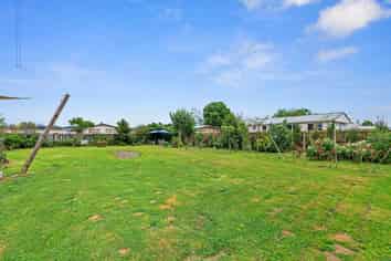 7,9,11 Kahikatea Street, Murupara