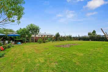 7,9,11 Kahikatea Street, Murupara
