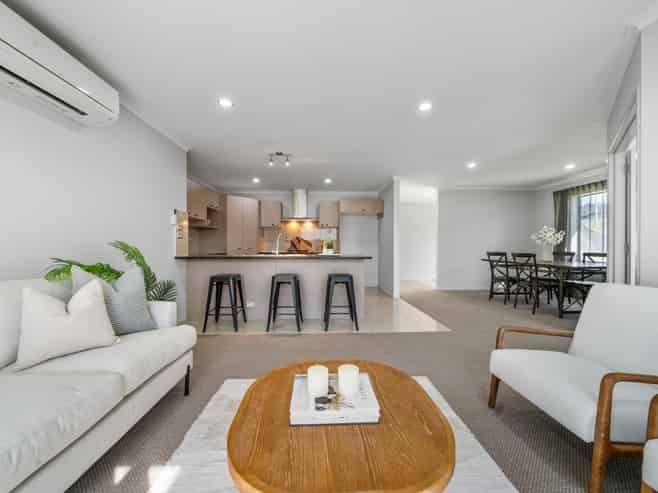 4 Frederick Place, Whalers Gate