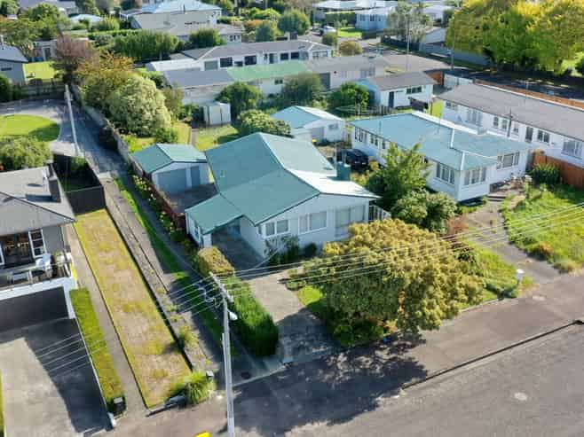 9 Chamberlain Street, Dannevirke