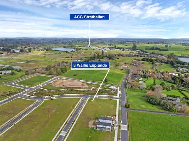 8 Wallis Esplanade, Karaka