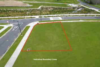 8 Wallis Esplanade, Karaka