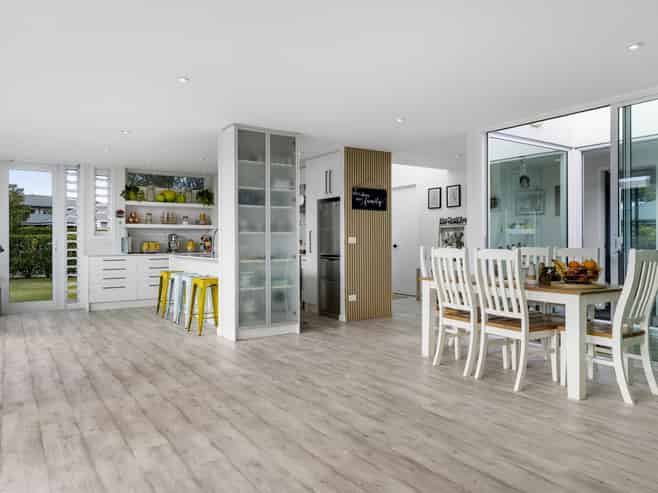 15 Magnolia Rise, Waipahihi