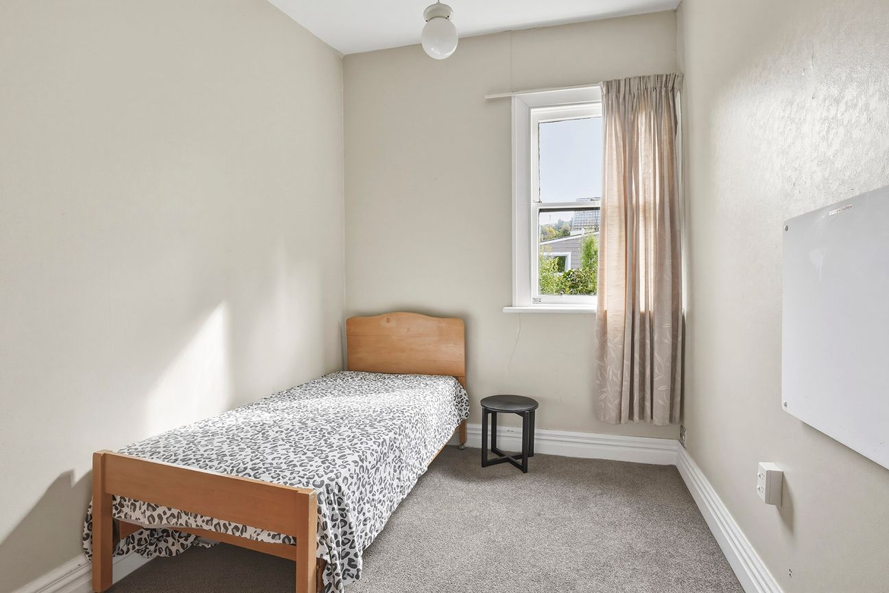 Tidy investment with rental upside - Fler