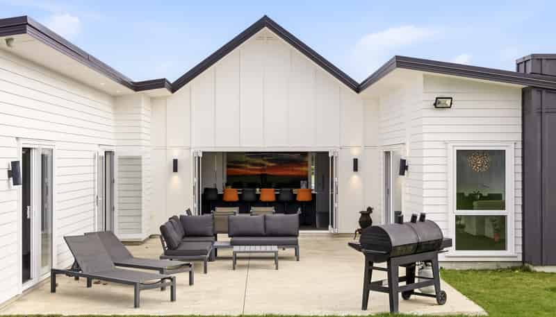 59 Montgomery Crescent, Kinloch