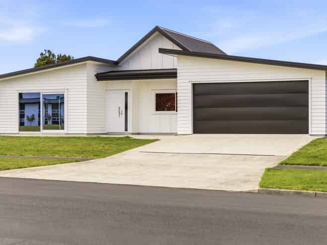 59 Montgomery Crescent, Kinloch