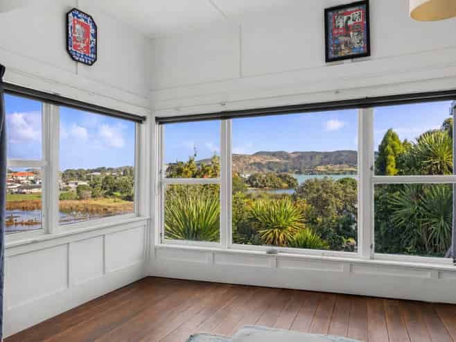 2 Rose Street, Raglan